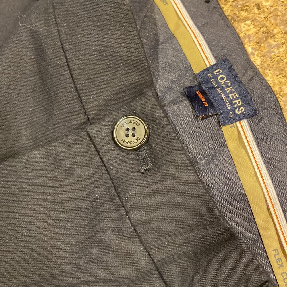 NWT Dockers Signature Khaki Navy Pants Straight Fit Comfort Waistband W32 L34 - Picture 6 of 15